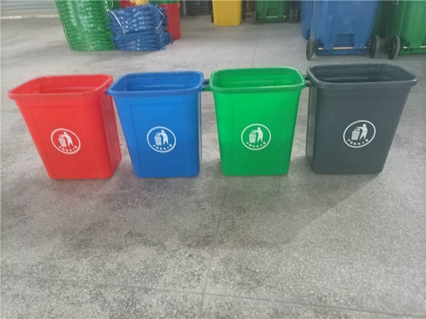 环卫垃圾桶